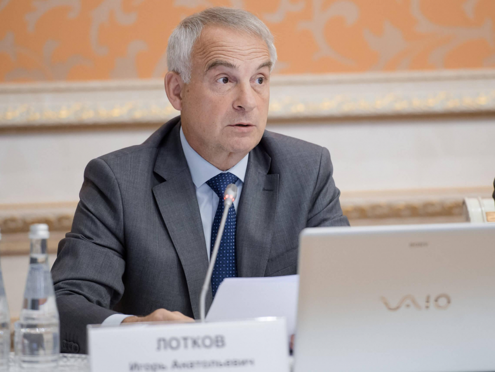 Руководитель секретариата воронежского губернатора Игорь Лотков круто попал на ТВ