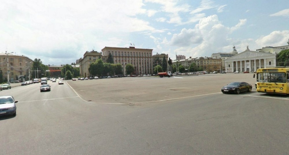 В Воронеже 5 и 7 сентября перекроют площадь Ленина