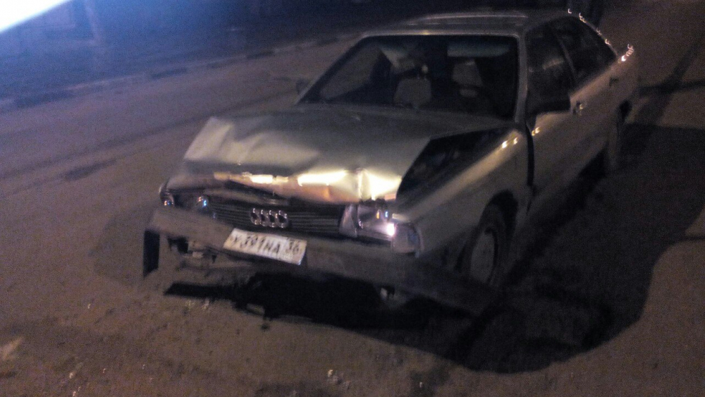 Пьяный водитель Audi протаранил Kia в Воронеже и убежал с места ДТП