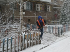 На борьбу с последствиями снегопада воронежские власти бросили коммунальщиков