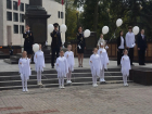 Воронежцы почтили память погибших воинов: в городе прошла акция «Дни Белых Журавлей»