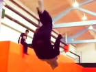 Сумасшедшее сальто в воронежском спортзале попало на видео