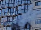 Пепелище: воронежцев эвакуировали из многоэтажки на Беговой из-за пожара