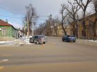 Опубликовано фото жесткого ДТП с тремя пострадавшими на перекрестке в Воронеже