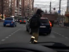 Пешеход-камикадзе разгуливал по проезжей части в Воронеже