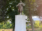 Воронежцы призвали власти спасти памятник Ленину на территории бывшего завода