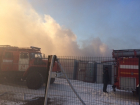 Около Дрожжевого завода в Воронеже вспыхнул склад с каучуком