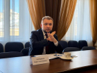 «Должна быть конкуренция» – что о замедлении телеграма думает вице-спикер Госдумы Борис Чернышов
