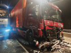 Опубликованы фото с места смертельного ДТП с пятью фурами в Воронежской области