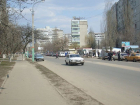 Улица, появившаяся из-за кладбища, сейчас является воротами в центр Воронежа