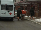 Молодой парень и женщина заразились коронавирусом в Воронежской области