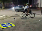 Последствия разгрома автомобилем центральной улицы сняли на видео в Воронеже 