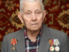 98 лет исполнилось Почётному гражданину Воронежа Николаю Акулову