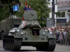Столетний ветеран, подбивший 10 танков, проехался по Воронежу на Т-34