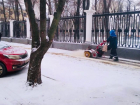 На борьбу с мощнейшим снегопадом власти бросили коммунальщиков в Воронеже