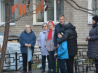 Помощь по благоустройству двух дворов в квартале Придача оказал депутат Воронежской гордумы 