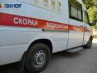 Пенсионерка отправилась в больницу после резкого маневра водителя в Воронеже