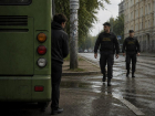 Сбежать от приставов на маршрутке пытался злостный неплательщик алиментов из Воронежа