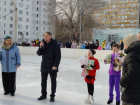 Выступления фигуристов и конкурсы: праздник для воронежцев организовал депутат гордумы