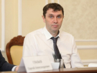 Дефицит бензина в Воронеже оценил мэр Сергей Петрин, отстояв 10 минут в очереди на АЗС