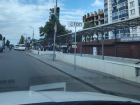 Неизвестные замотали пакетом спорный светофор на улице Димитрова в Воронеже