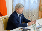 Горячие головы будут наказаны, - губернатор Гусев спешащим возобновить работу бизнесменам 