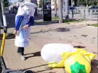 Эпичная бойня банана и зубной пасты произошла в центре Воронежа 
