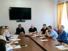 Новый способ борьбы с брошенными самокатами предложили воронежские депутаты