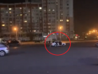 Громкое нарушение самоизоляции сняли на парковке в Воронеже