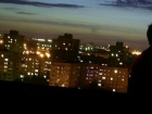 Разгуливающий по крыше голый мужчина привел в ужас жителей Воронежа