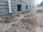 Неожиданное открытие случилось при ремонте тротуара около здания ЮВЖД в Воронеже