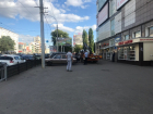Воронежцы назвали причиной эвакуации машин у ТЦ «жлобскую авоську»