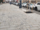 «Украсили»: вандалы изрисовали новую плитку проспекта Революции в Воронеже