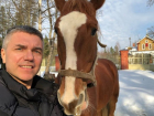 Воронежский «единоросс» Ревенко сделал лошадиное селфи на Валааме