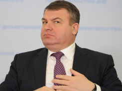 Воронежскому авиазаводу разрешили взять 4 млрд рублей у банка, близкого к Сердюкову