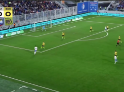 Сногсшибательный гол футболиста «Факела» Белайди Пуси стал лучшим в октябре