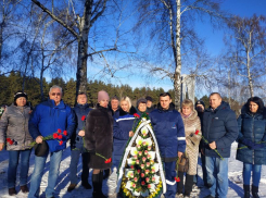 Сотрудники «РВК-Воронеж» почтили память погибших в боях за город
