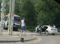 Количество пострадавших в ДТП автобуса и Skoda в Воронеже увеличилось до семи