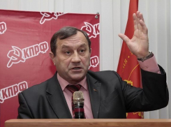 Защищавший педофила коммунист Рудаков за год разбогател на 4,6 млн рублей