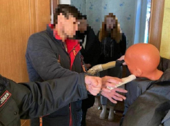 Опубликованы фото с места жестокого убийства двух женщин в Воронеже