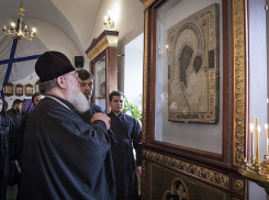 В Воронежский Успенский храм привезли особо почитаемые иконы