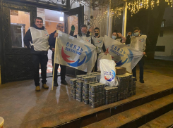 Воронеж дозагрузил КамАЗ с гуманитарной помощью Донбассу