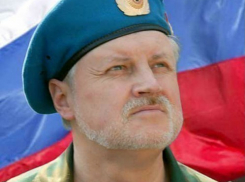 Сергей Миронов поздравил воронежских десантников: «Воронеж - Родина ВДВ!»