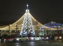  Людей эвакуировали с площади Ленина из-за атаки БПЛА в Воронеже