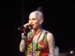 Наргиз Закирову удивили воронежские поклонники (ВИДЕО)