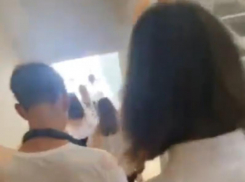 Детей эвакуировали из школы в Воронеже – опубликовано видео