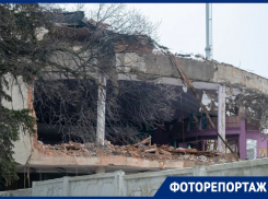 Исторические кадры: как сносят легендарный «Полтинник» в Воронеже