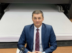 Байки про дешевую офисную бумагу рассказал воронежцам главный чиновник «по предпринимательству»