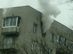 Пожар в воронежской квартире с пострадавшими попал на видео