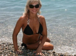 Секс-бомбе Воронежской областной Думы исполнилось 48 лет